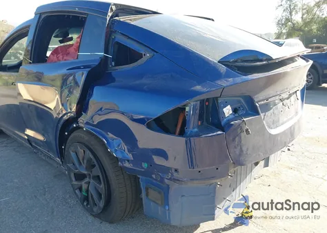 2024 Tesla Model X Long Range z USA, uszkodzony, nr VIN 7SAXCBE57RF444161